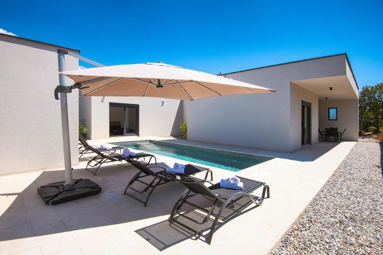 Vila Nauta - Luxury In Vintijan, Near Pula Extérieur photo