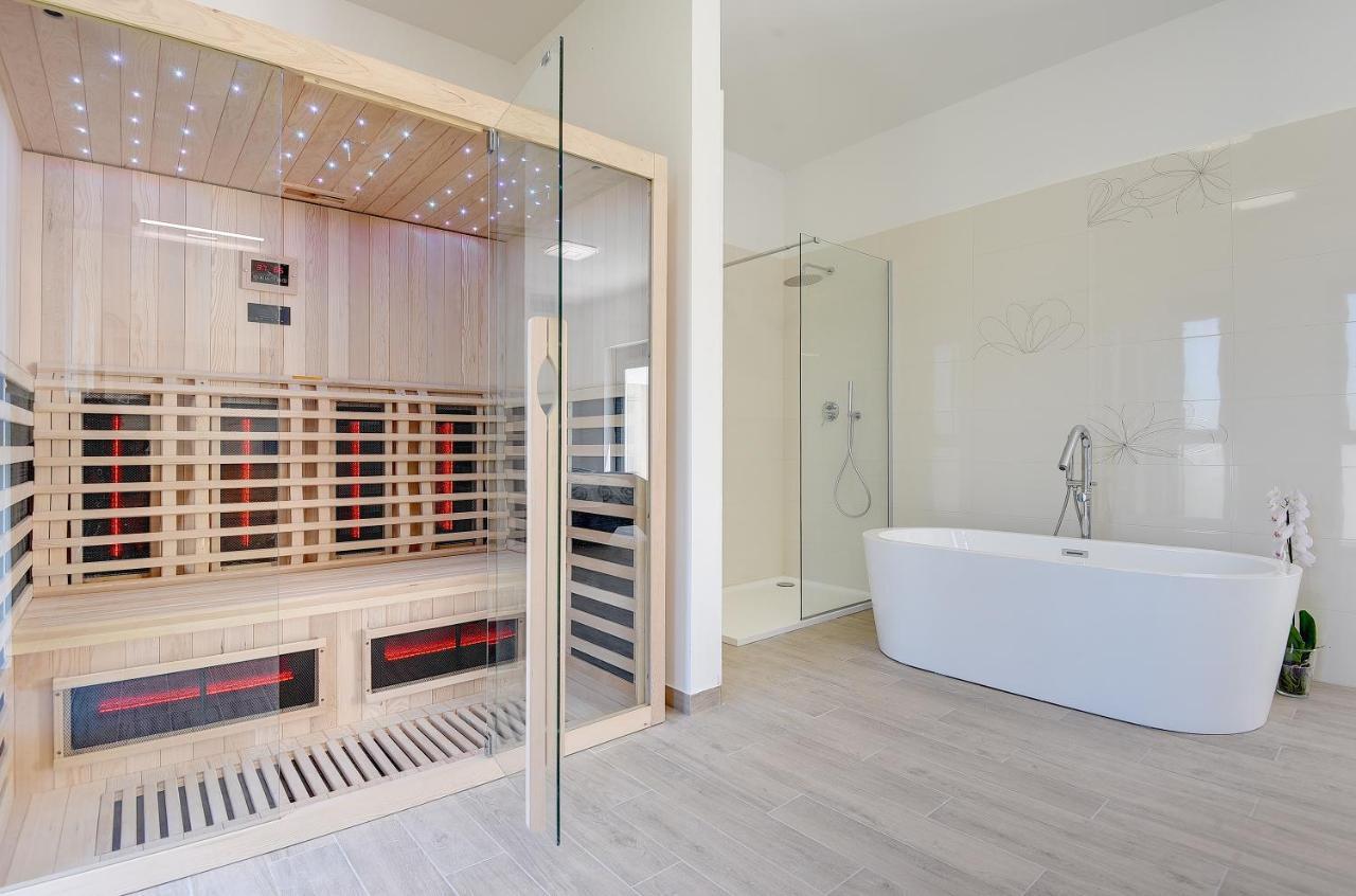 Vila Nauta - Luxury In Vintijan, Near Pula Extérieur photo